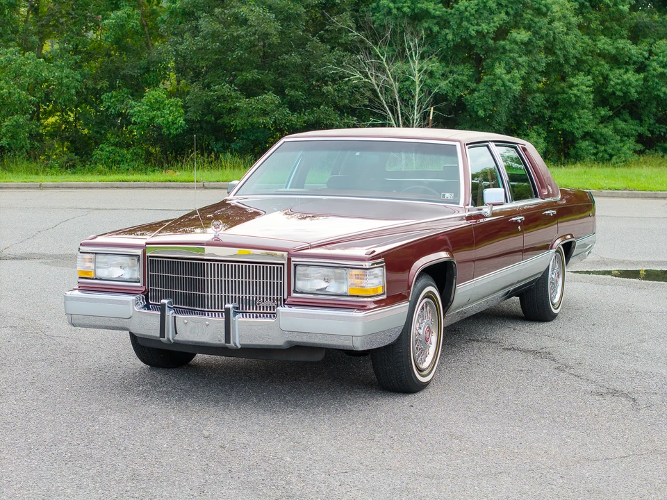 1991 Cadillac Brougham - Image 5 of 31