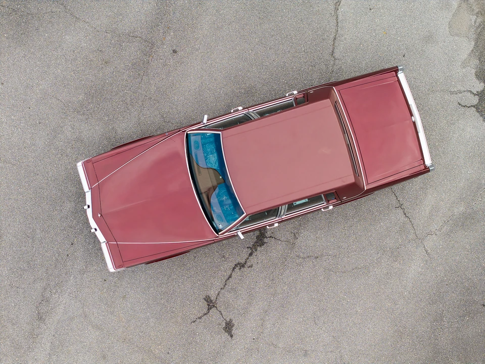 1991 Cadillac Brougham - Image 23 of 31