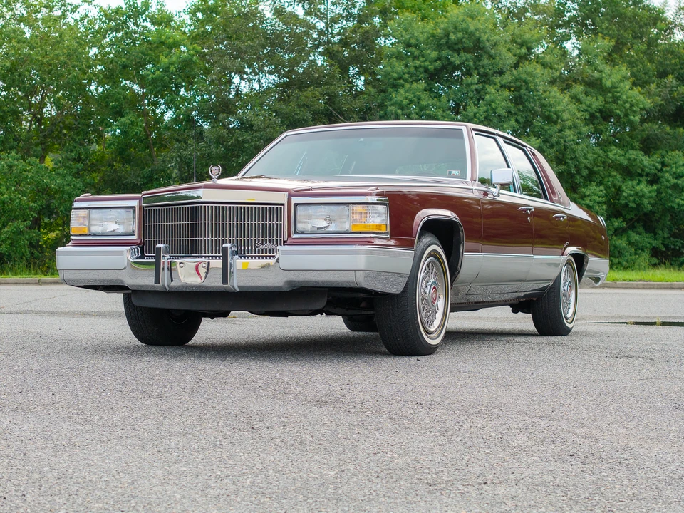 1991 Cadillac Brougham - Image 7 of 31