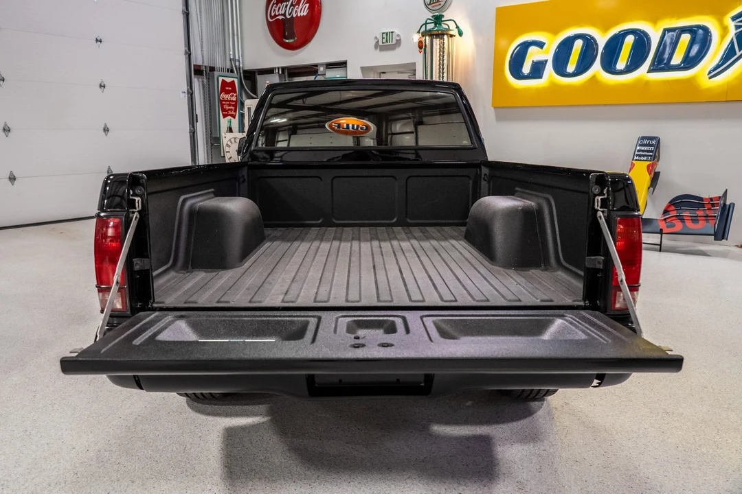 1991 GMC Syclone - Image 6 of 31