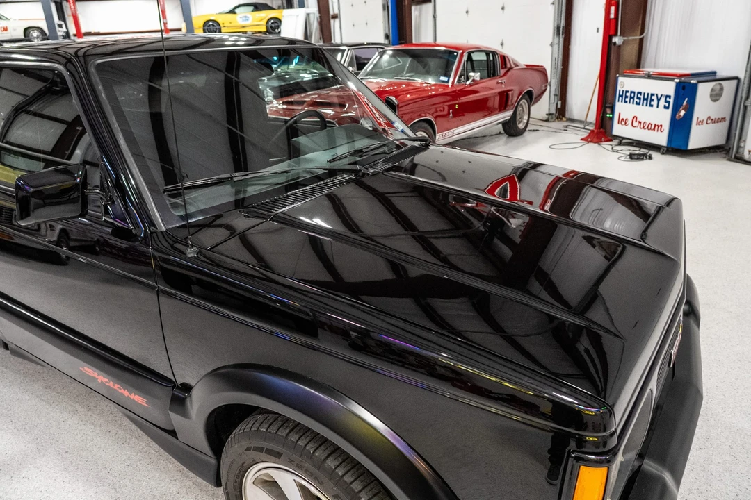 1991 GMC Syclone - Image 12 of 31