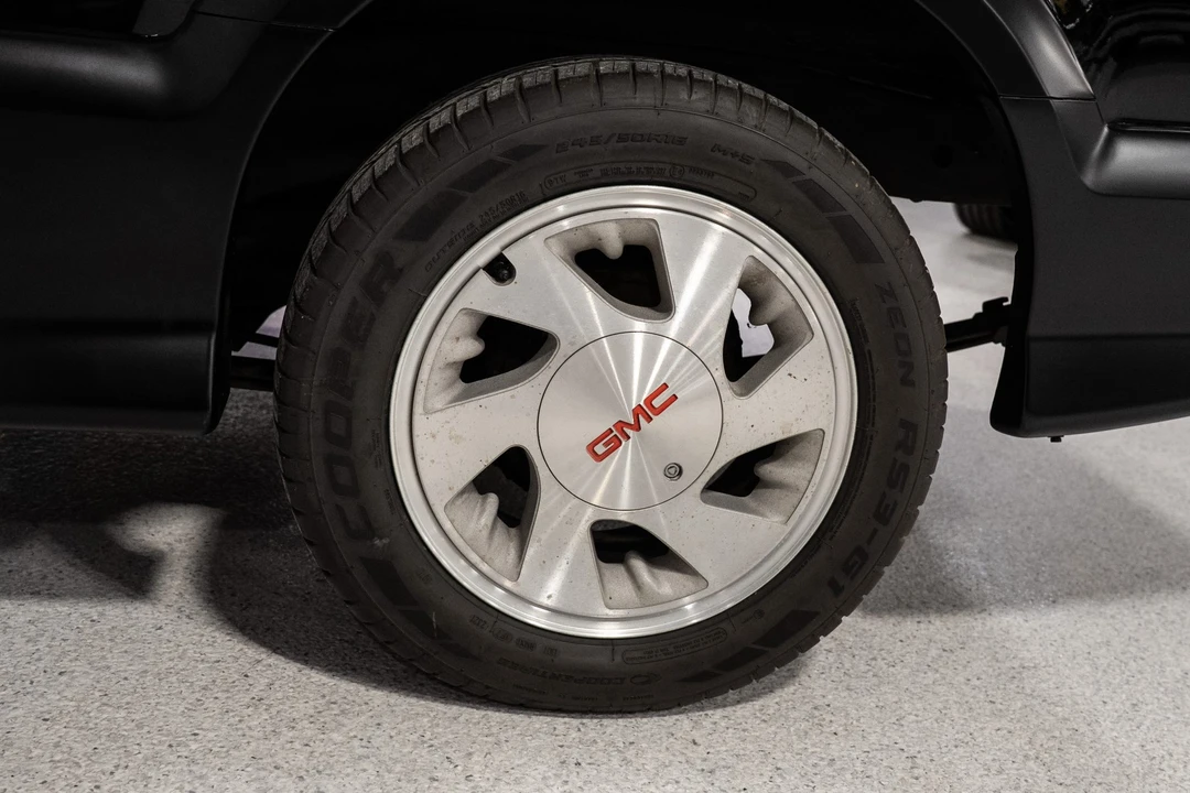 1991 GMC Syclone - Image 31 of 31