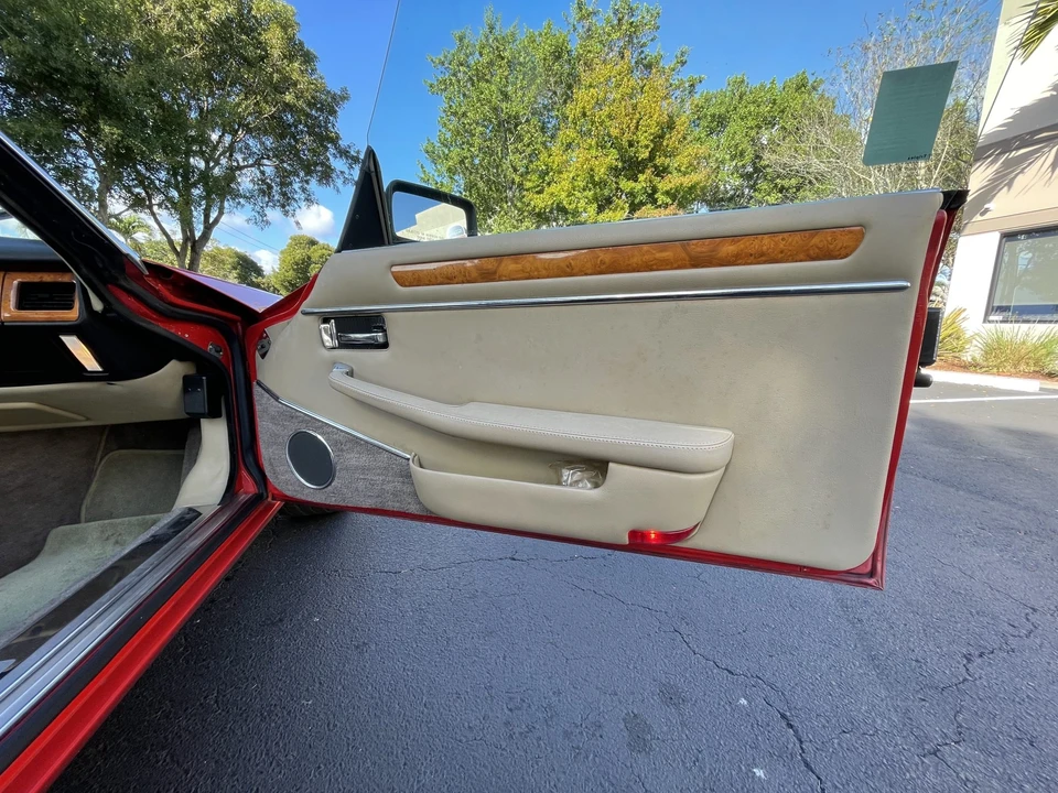 1991 Jaguar XJS Convertible - Image 27 of 31