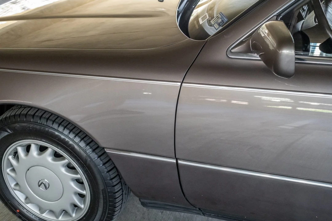 1991 Lexus LS 1st Gen - Image 23 of 31