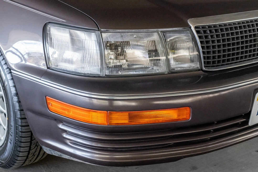 1991 Lexus LS 1st Gen - Image 13 of 31