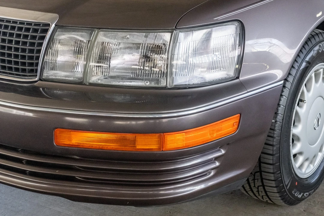 1991 Lexus LS 1st Gen - Image 14 of 31