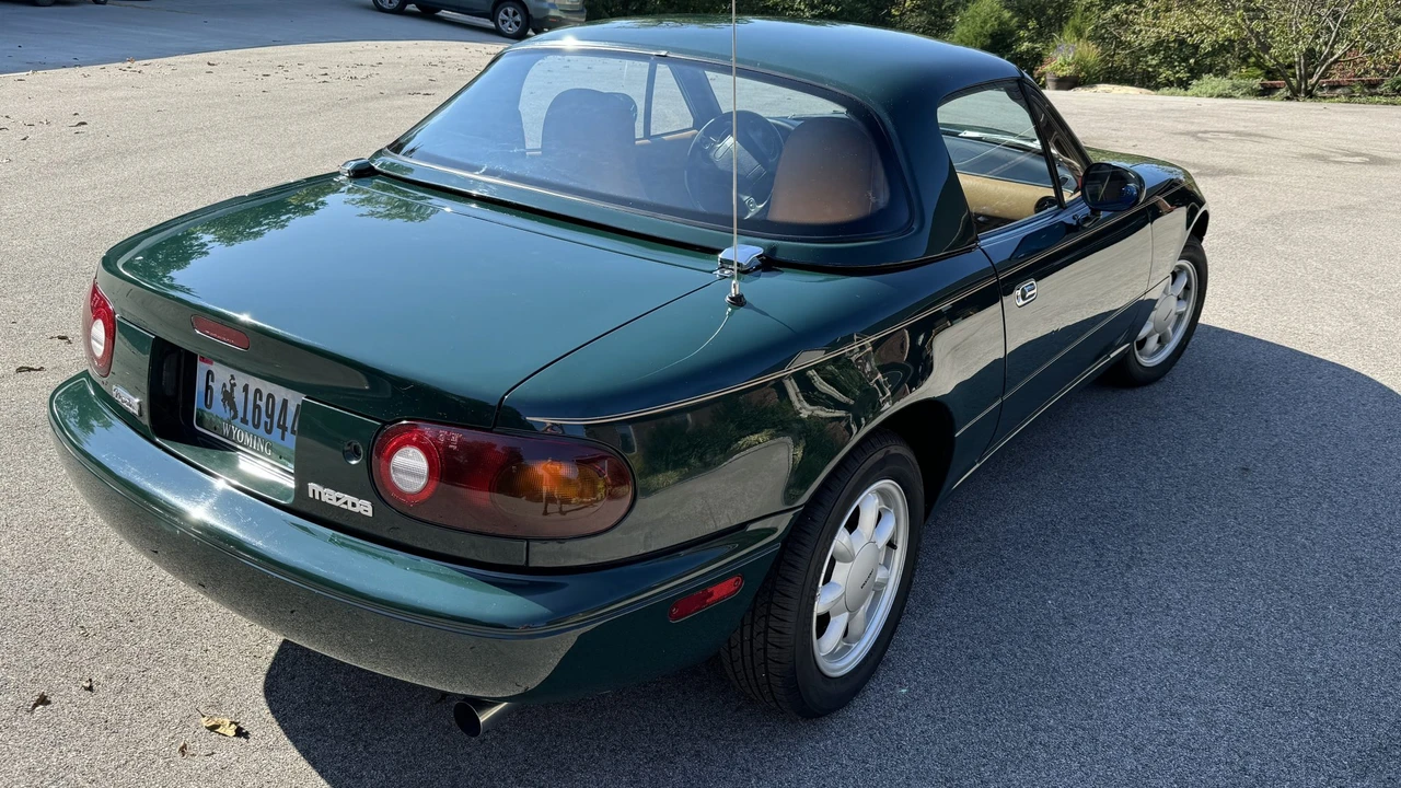1991 Mazda NA MX-5 Miata - Image 7 of 31