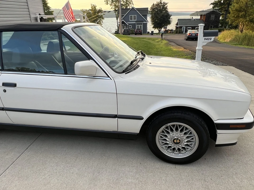 1992 BMW E30 3 Series - Image 13 of 31