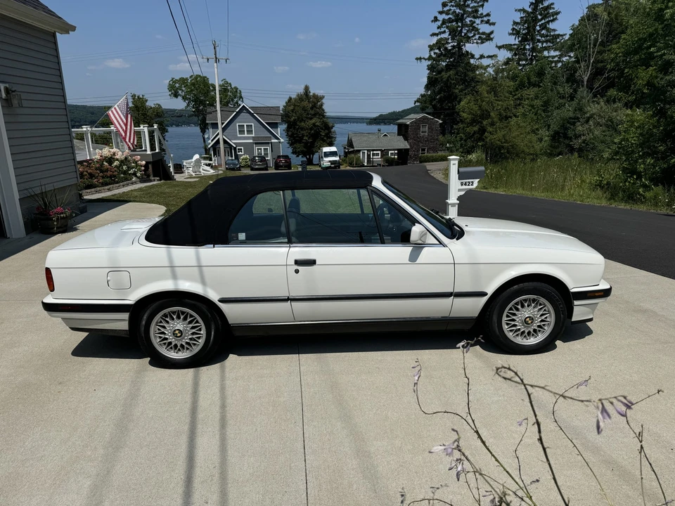 1992 BMW E30 3 Series - Image 11 of 31