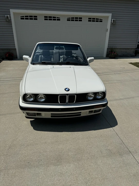 1992 BMW E30 3 Series - Image 2 of 31
