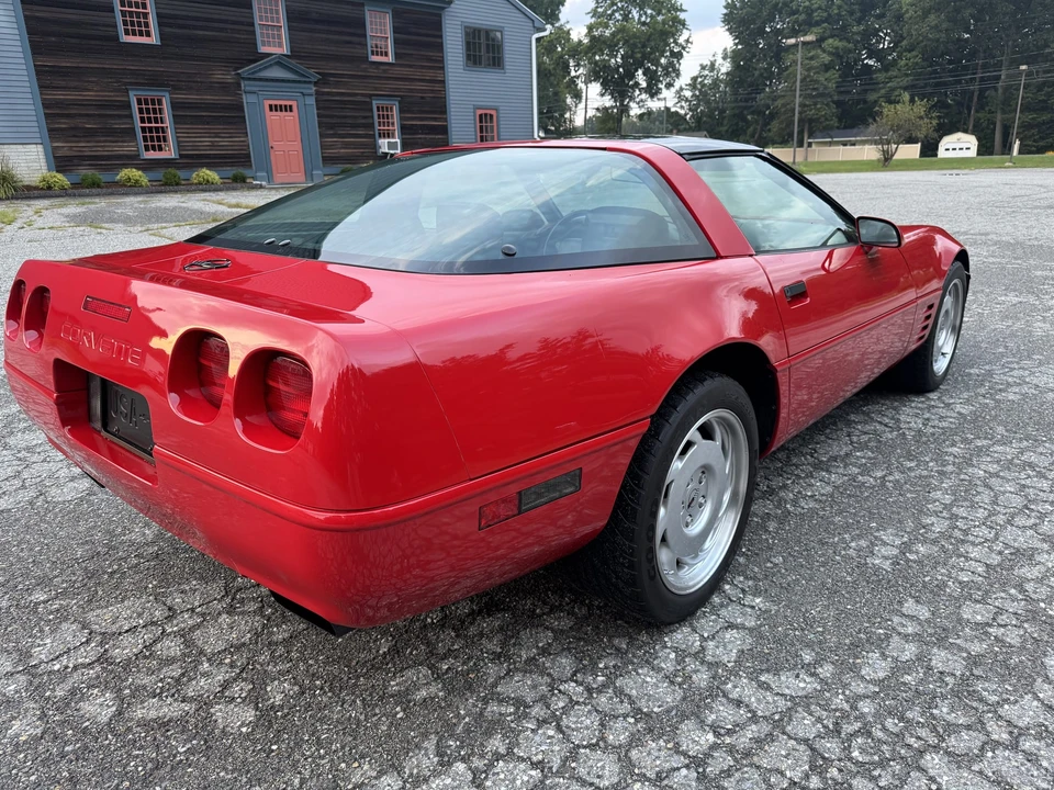 1992 Chevrolet Corvette C4 - Image 27 of 31