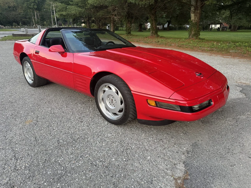1992 Chevrolet Corvette C4 - Image 16 of 31