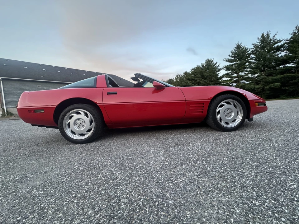 1992 Chevrolet Corvette C4 - Image 22 of 31