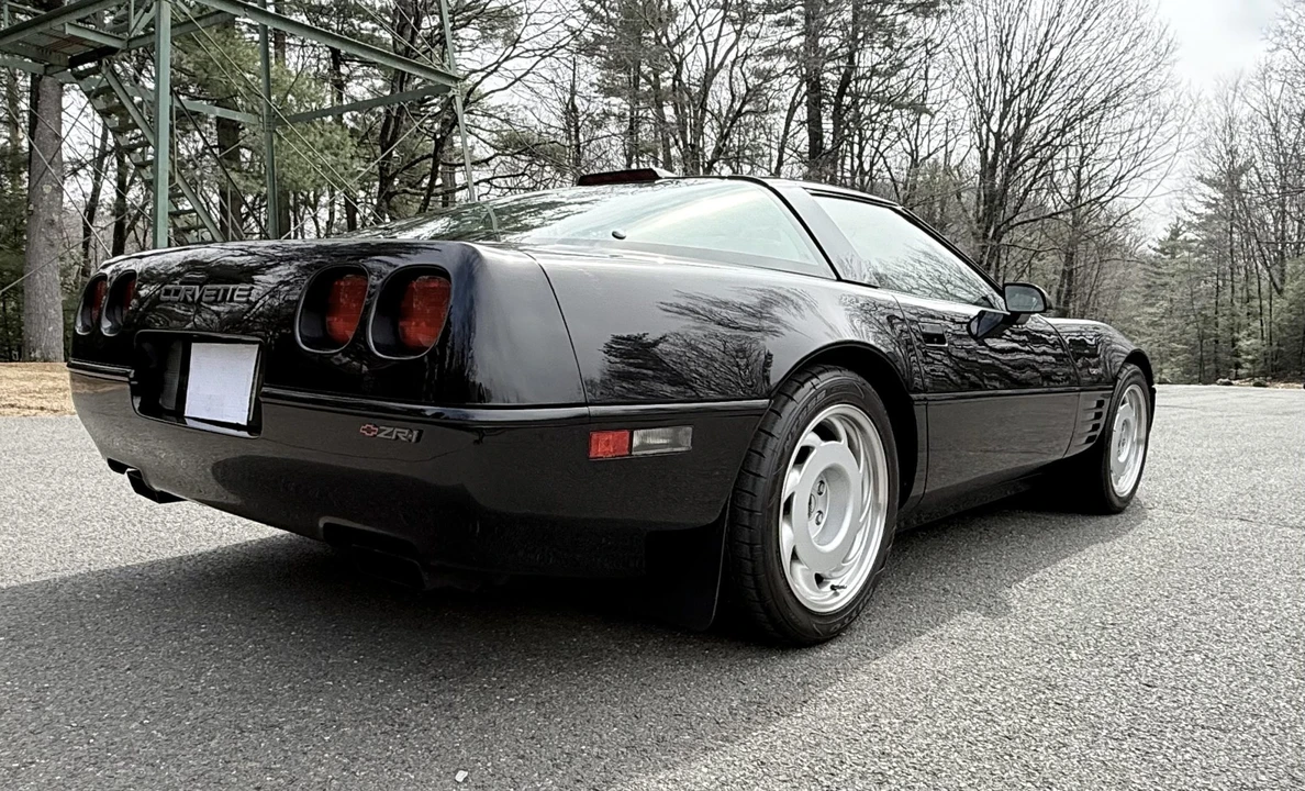 1992 Chevrolet Corvette C4 ZR1 - Image 18 of 31