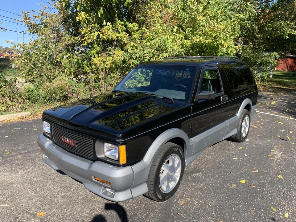 1992 GMC Syclone - Image 2 of 31
