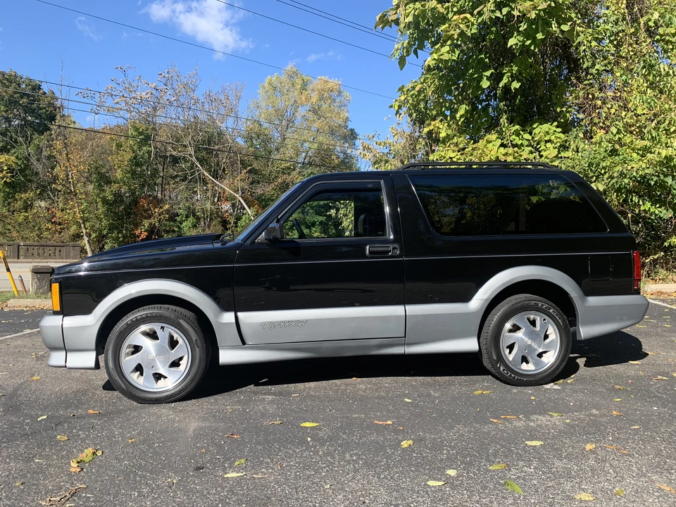 1992 GMC Syclone - Image 5 of 31