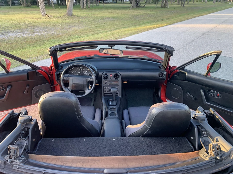 1992 Mazda NA MX-5 Miata - Image 27 of 31