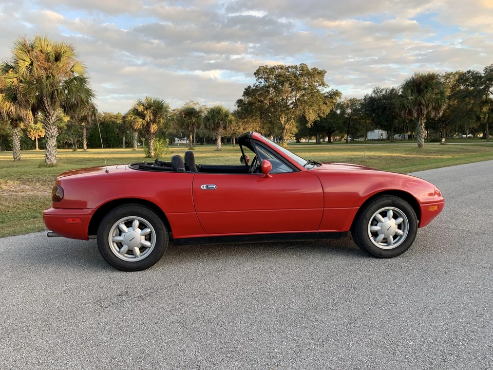 1992 Mazda NA MX-5 Miata - Image 4 of 31