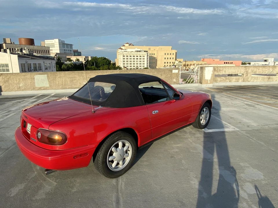 1992 Mazda NA MX-5 Miata - Image 10 of 31