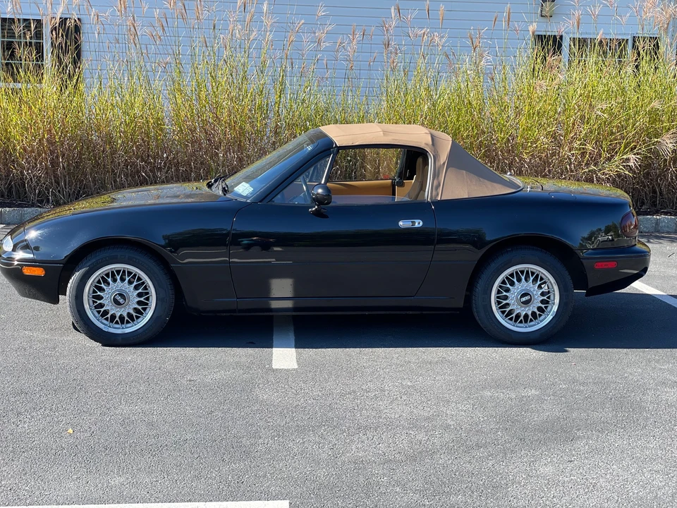 1992 Mazda NA MX-5 Miata - Image 15 of 31