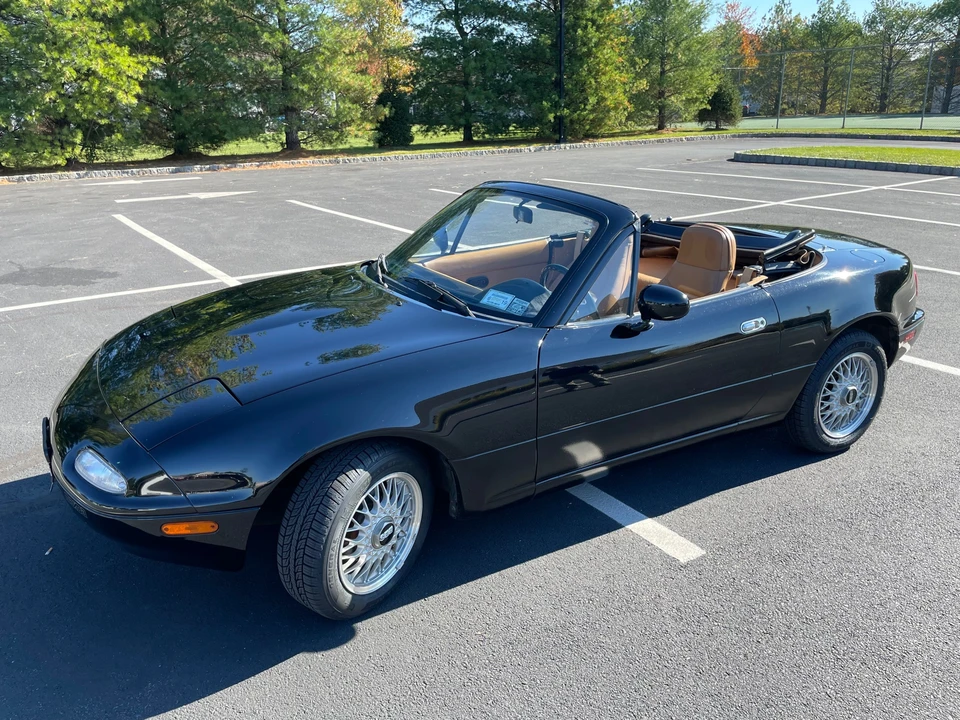 1992 Mazda NA MX-5 Miata - Image 2 of 31