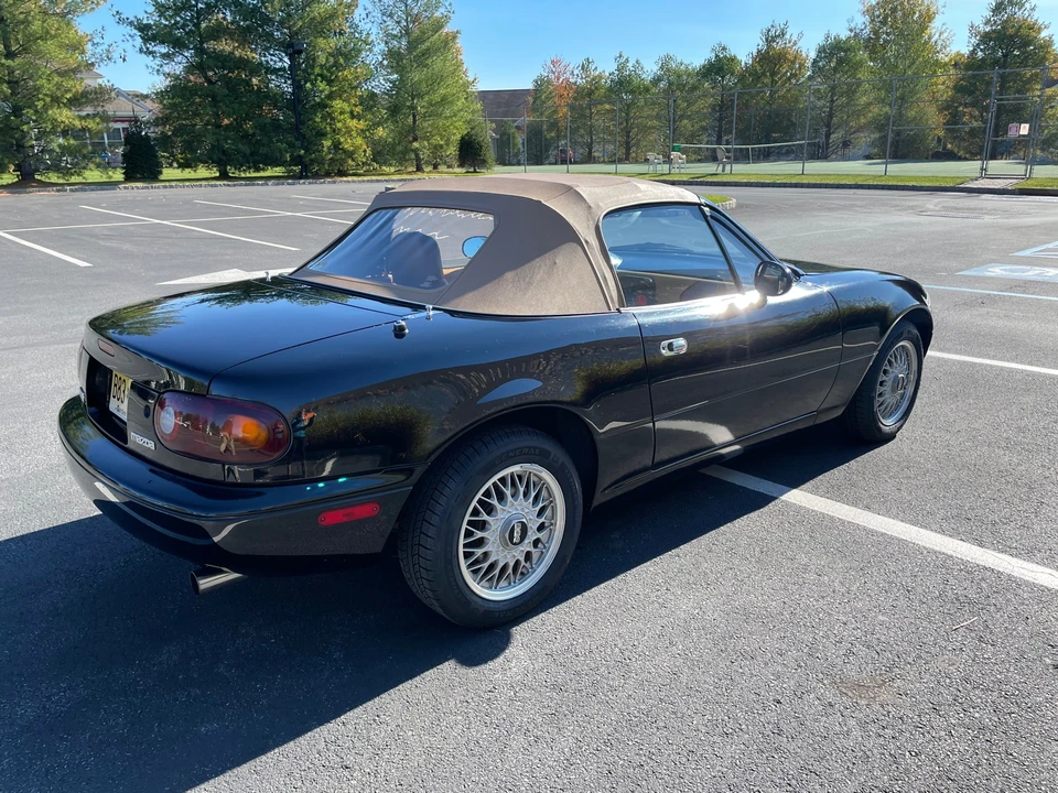 1992 Mazda NA MX-5 Miata - Image 12 of 31