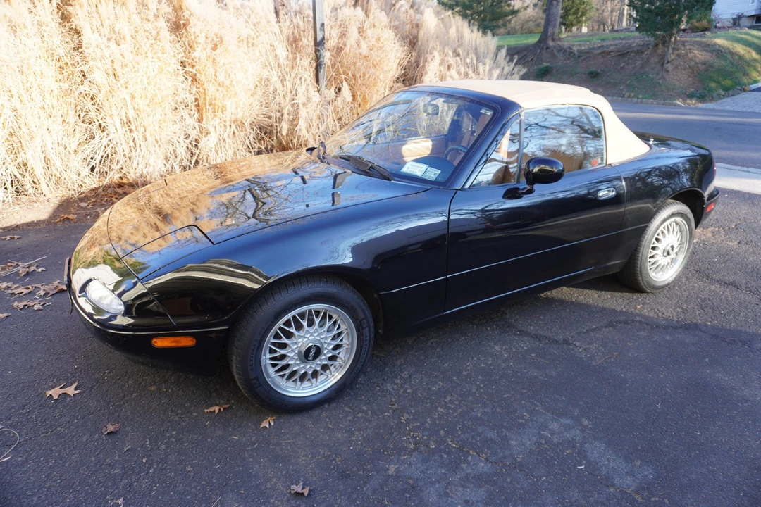 1992 Mazda NA MX-5 Miata - Image 3 of 31