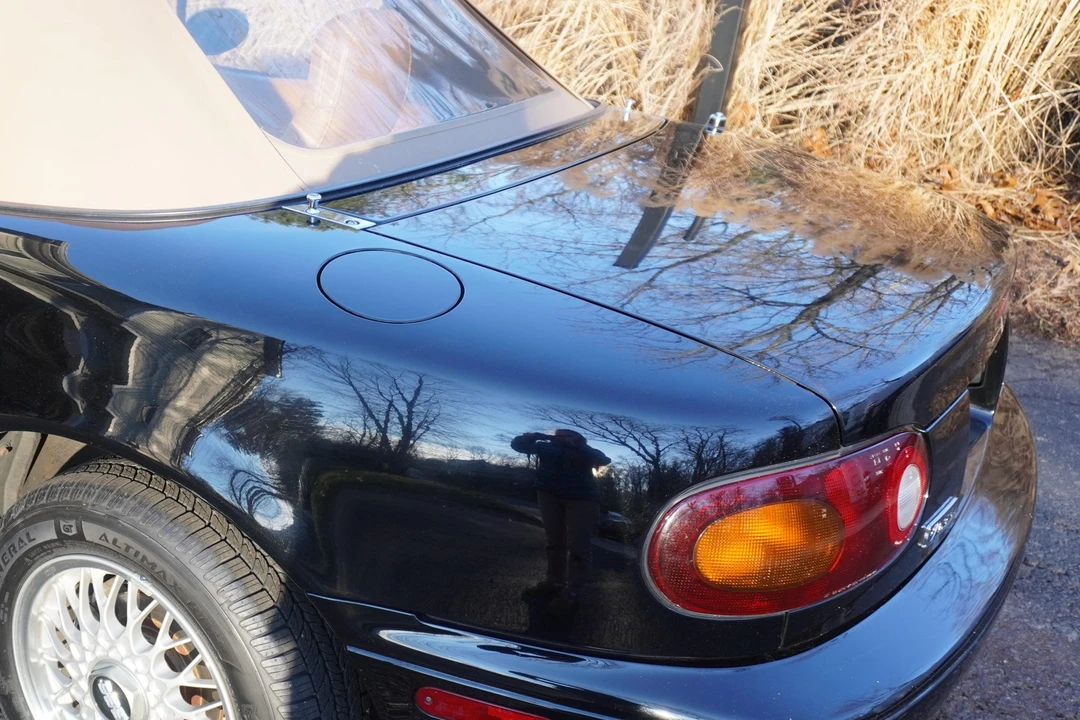 1992 Mazda NA MX-5 Miata - Image 22 of 31