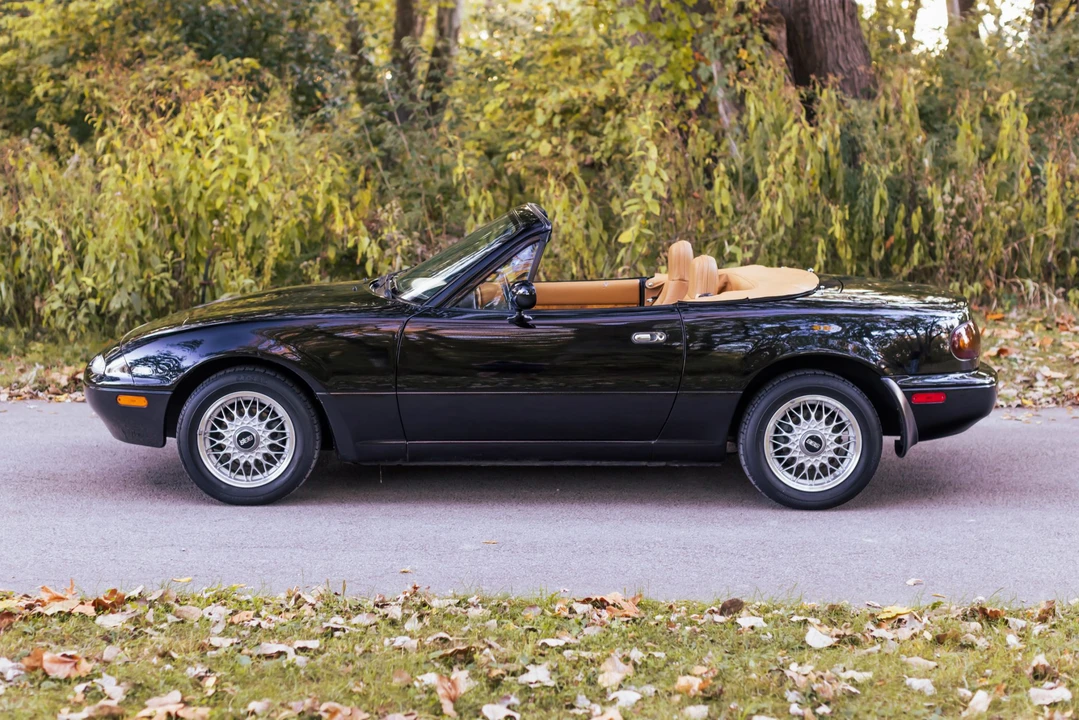 1992 Mazda NA MX-5 Miata - Image 15 of 31