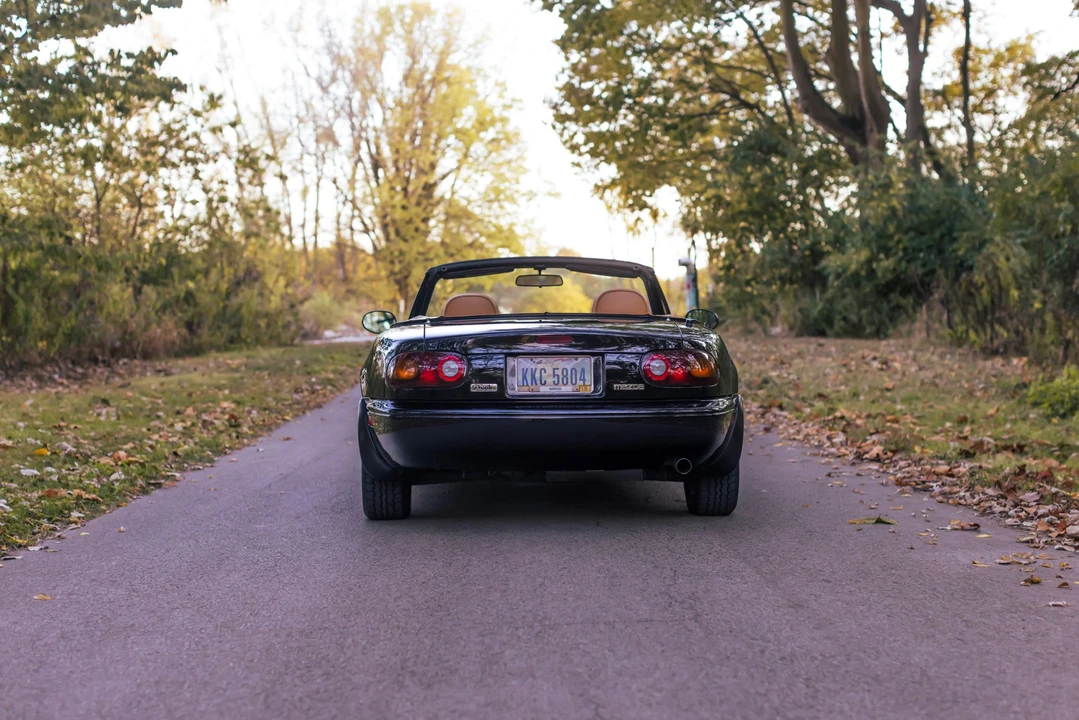 1992 Mazda NA MX-5 Miata - Image 11 of 31