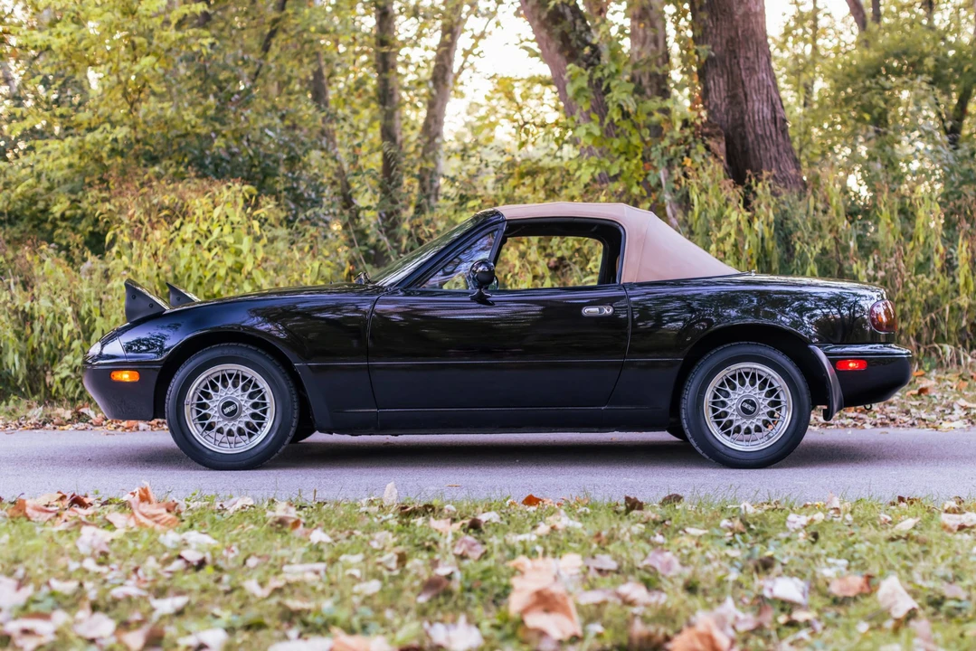 1992 Mazda NA MX-5 Miata - Image 27 of 31
