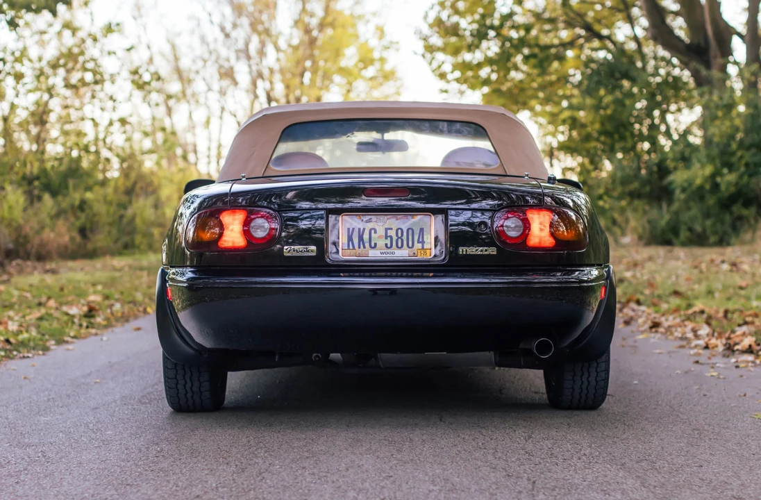 1992 Mazda NA MX-5 Miata - Image 24 of 31