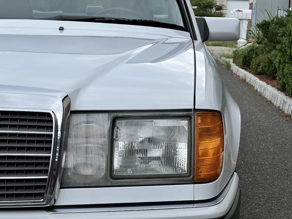 1992 Mercedes-Benz W124 E-Class - Image 31 of 31