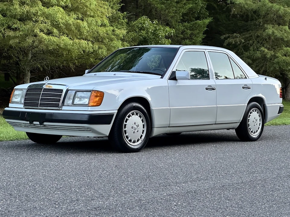 1992 Mercedes-Benz W124 E-Class - Image 7 of 31