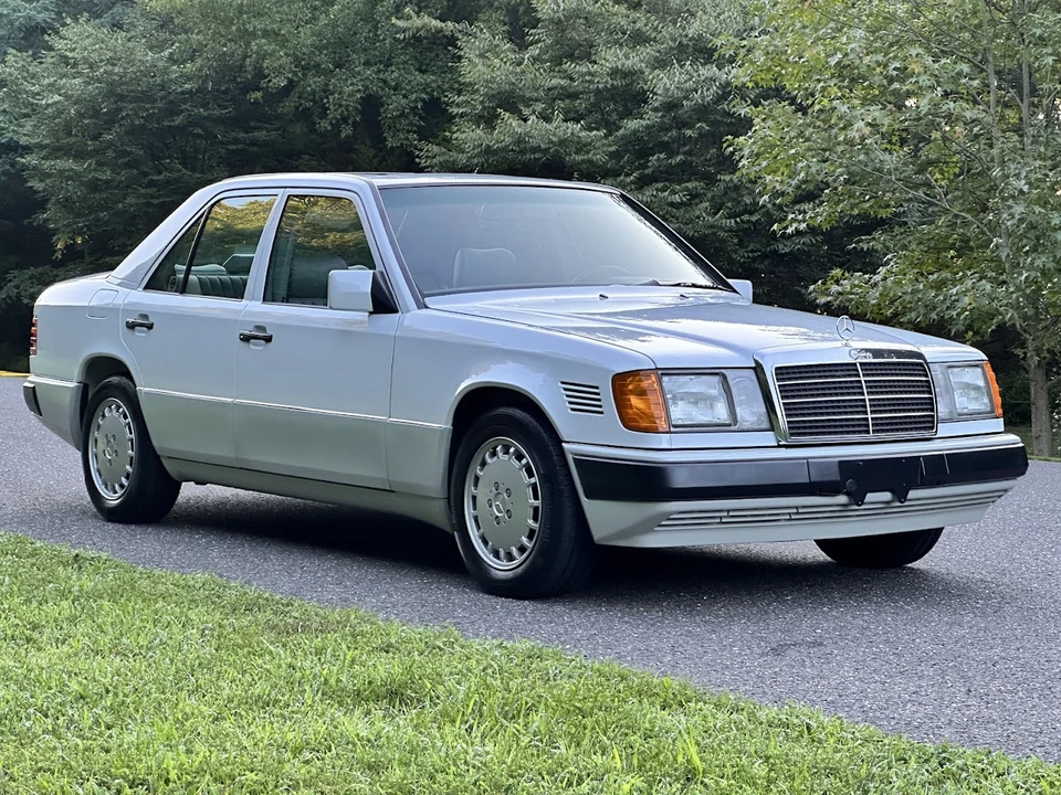 1992 Mercedes-Benz W124 E-Class - Image 14 of 31