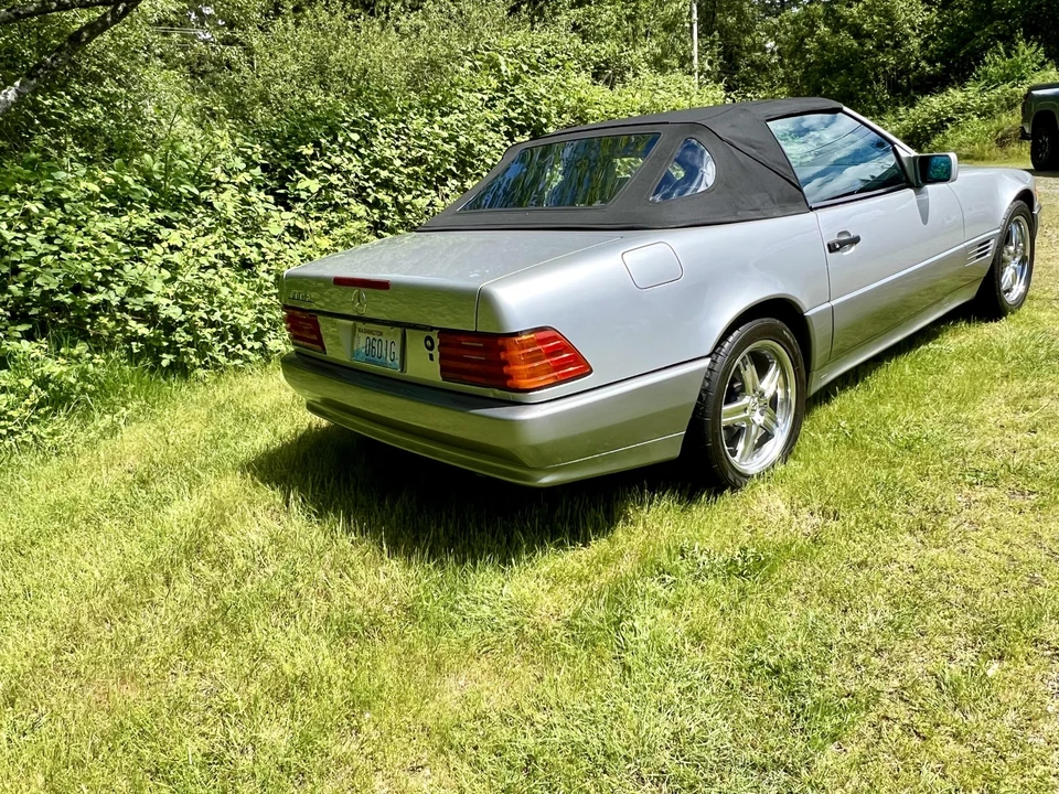 1992 Mercedes-Benz R129 SL-Class - Image 12 of 31