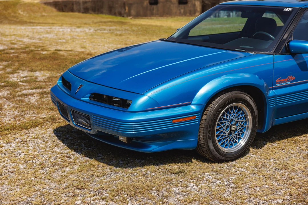 1992 Pontiac Grand Prix 3rd+ Gen - Image 17 of 31