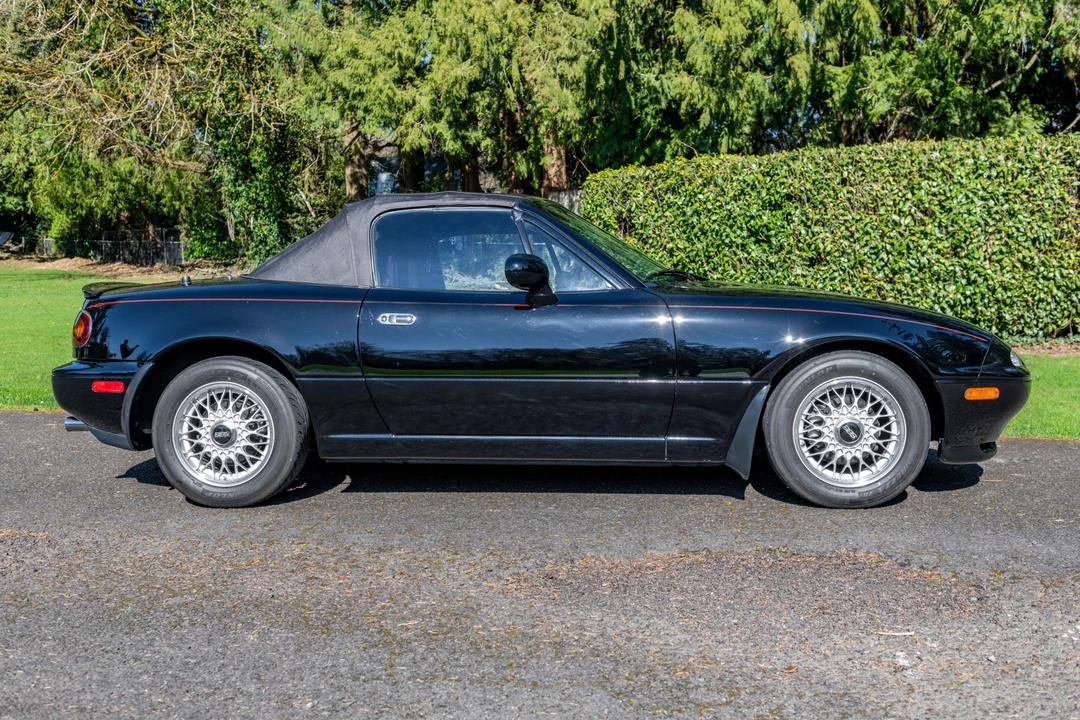 1993 Mazda NA MX-5 Miata - Image 21 of 31