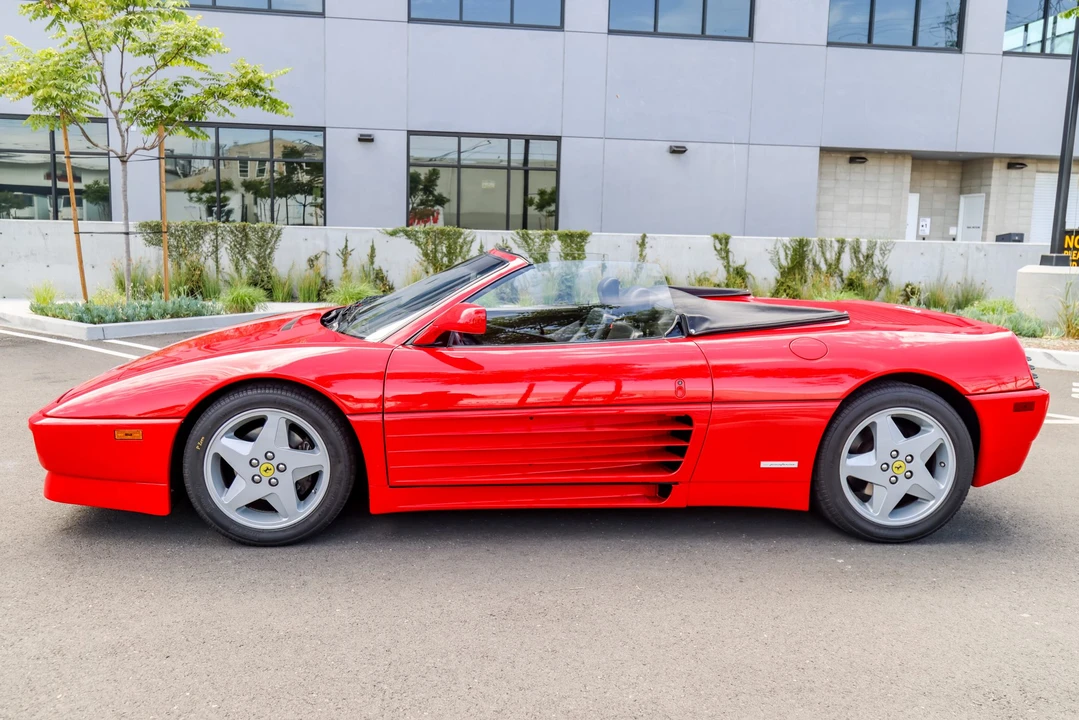 1994 Ferrari 348 Spider - Image 10 of 31