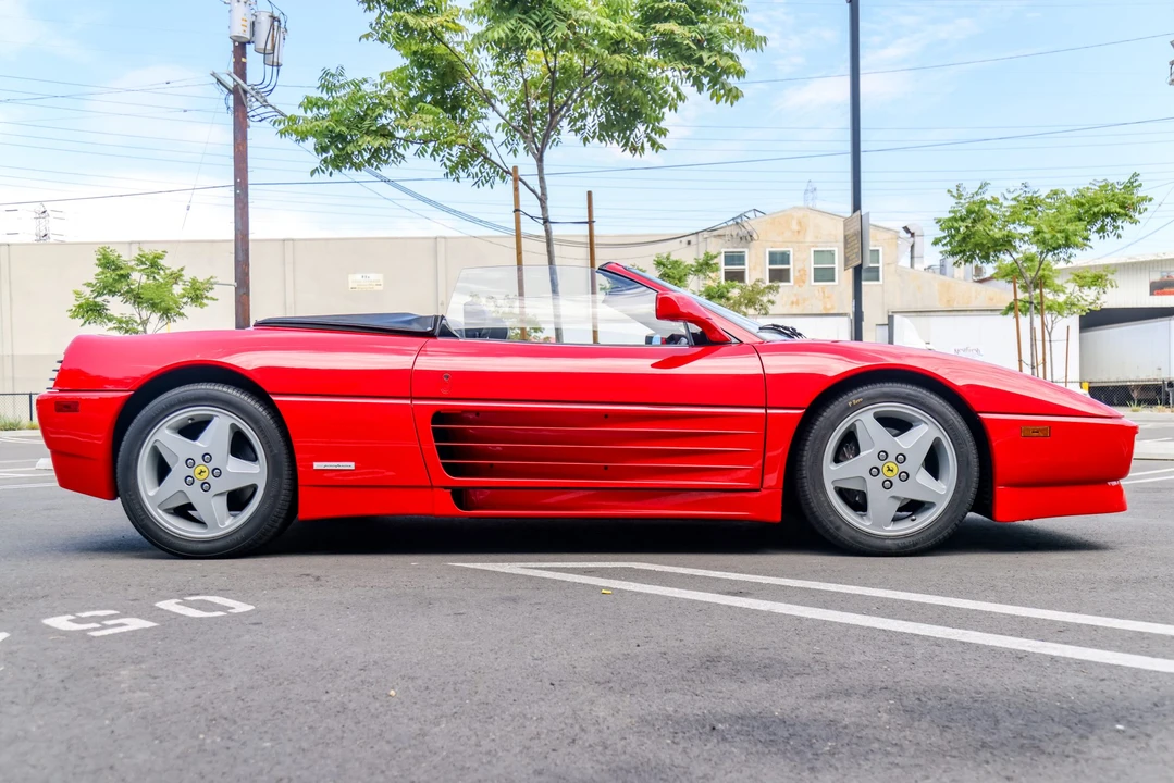 1994 Ferrari 348 Spider - Image 3 of 31