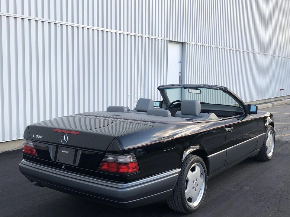1994 Mercedes-Benz W124 E-Class - Image 17 of 31
