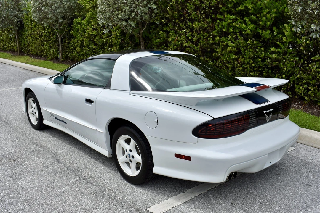 1994 Pontiac Firebird Trans Am 4th Gen - Image 16 of 31