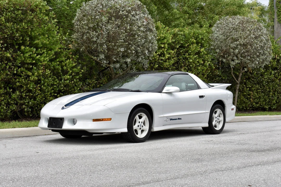 1994 Pontiac Firebird Trans Am 4th Gen - Image 9 of 31