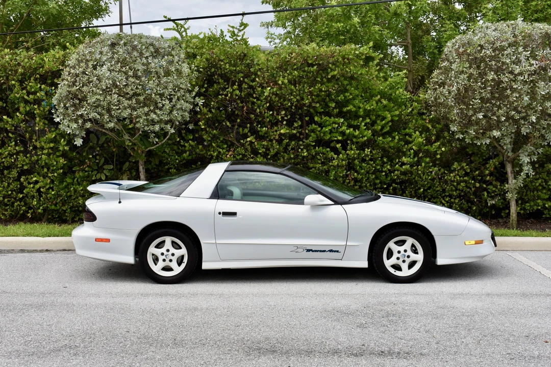 1994 Pontiac Firebird Trans Am 4th Gen - Image 24 of 31