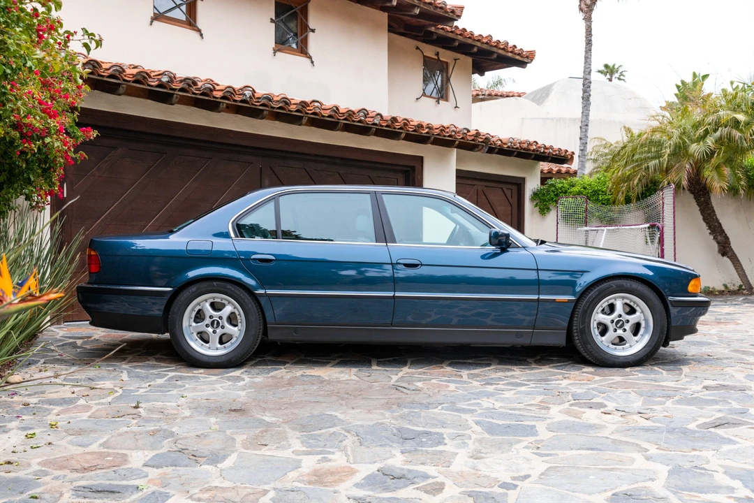 1995 BMW E38 7 Series - Image 11 of 31