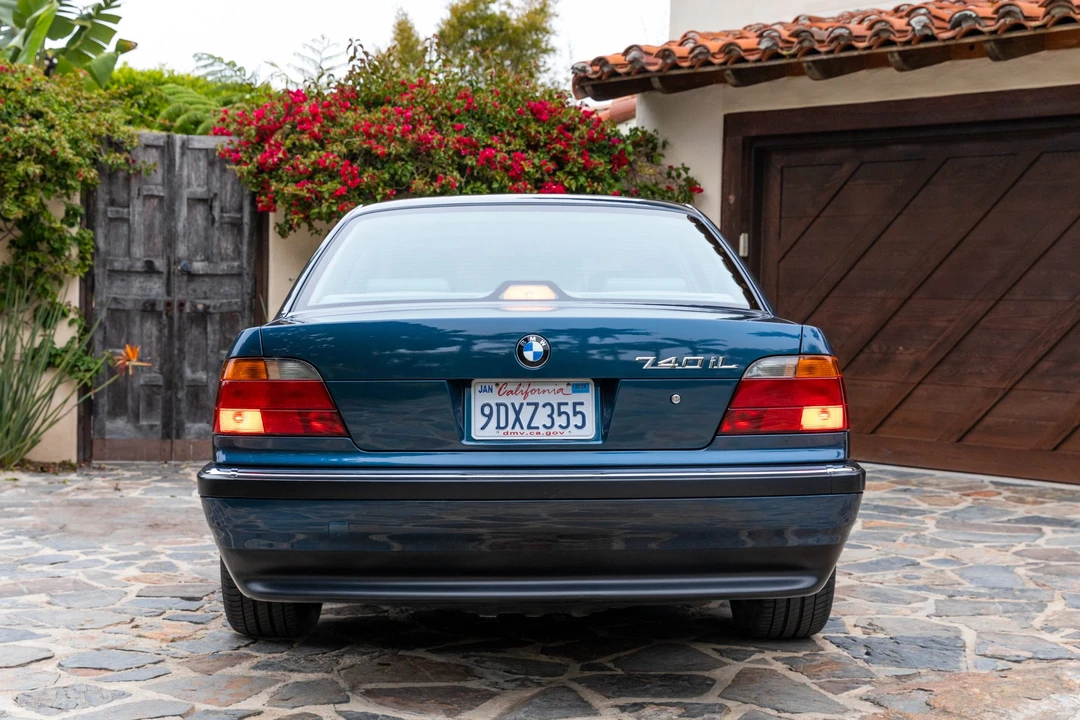 1995 BMW E38 7 Series - Image 8 of 31