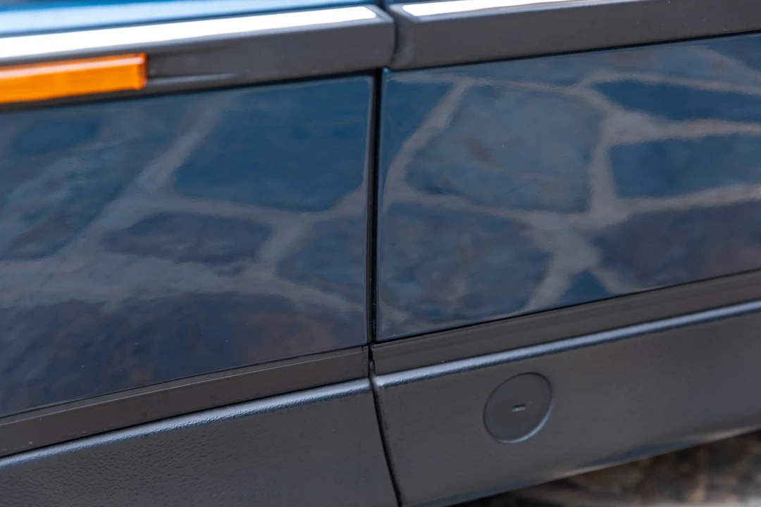 1995 BMW E38 7 Series - Image 30 of 31
