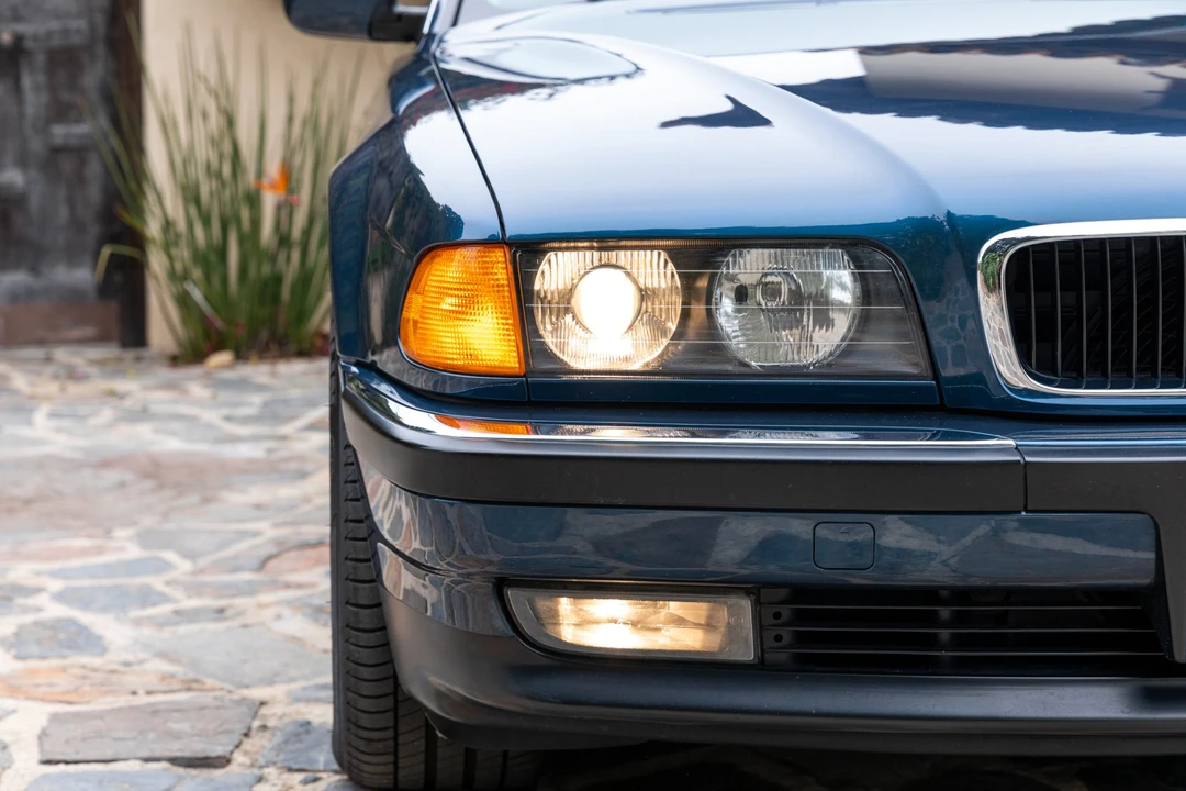 1995 BMW E38 7 Series - Image 17 of 31