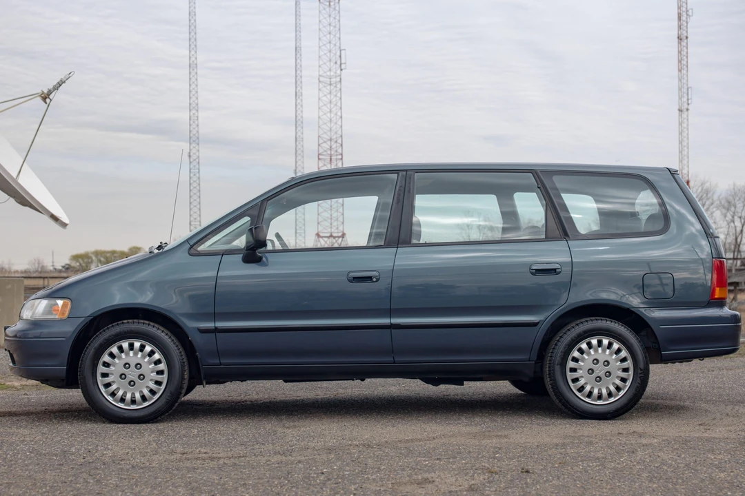 1995 Honda Odyssey - Image 12 of 31