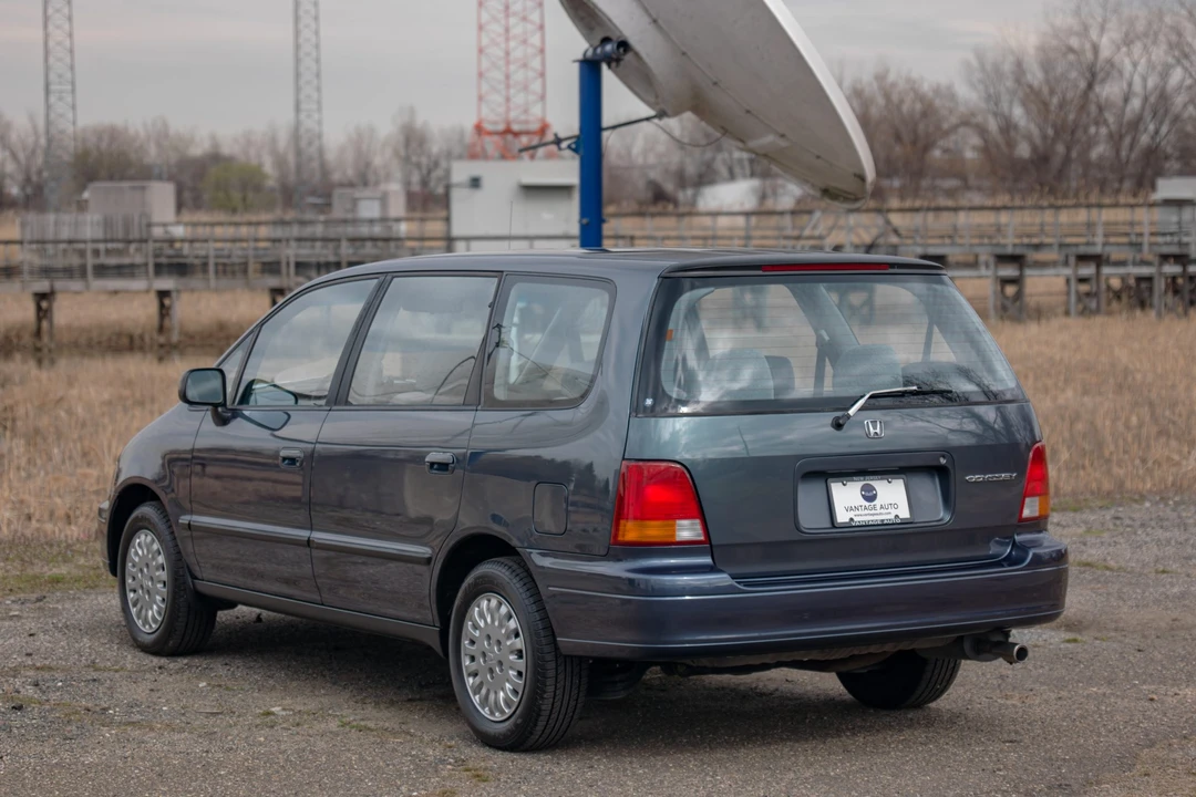 1995 Honda Odyssey - Image 14 of 31